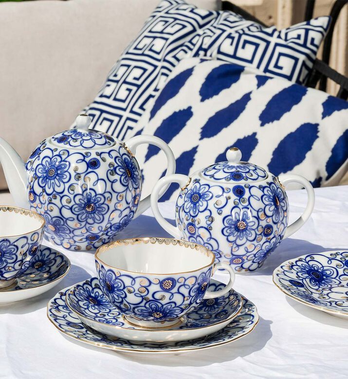 Winding Twig Tulip Tea Cup Saucer