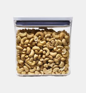 علبة طعام مستطيلة