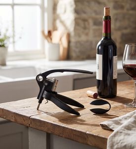 Le Creuset Lever Model Foil Cutter, Model View