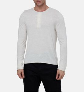 بلوزة بياقة بصف أزرار