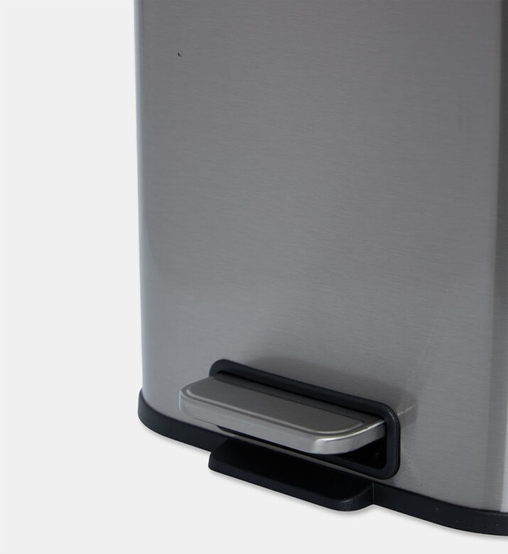Home Deco and More Soft Close Pedal Bin - 5 L, Packshot View