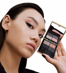 Couture Mini Clutch Luxury Eyeshadow Palette Couture Mini Clutch Luxury Eyeshadow Palette