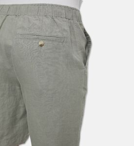 Vince Drawstring Closure Regular-fit Shorts, Model View