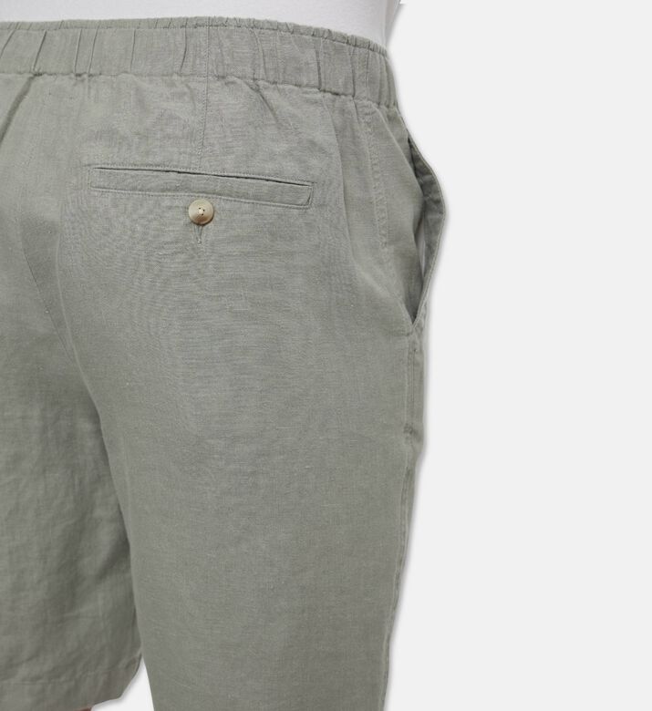 Vince Drawstring Closure Regular-fit Shorts, Model View