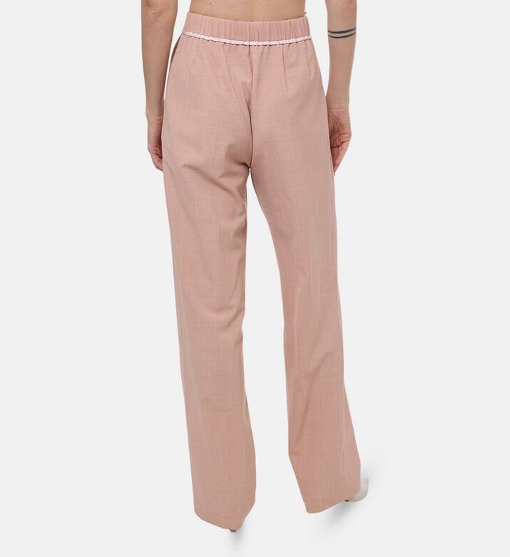 Forte-Forte High-waisted Pleated Design Pants, Model View