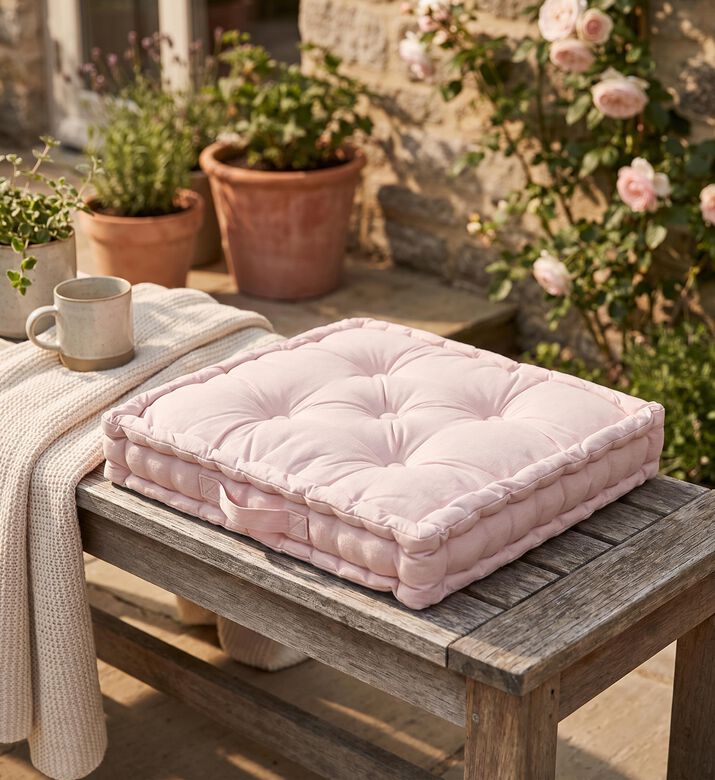 Home Deco and More Square-shaped Flower Cushion, Packshot View
