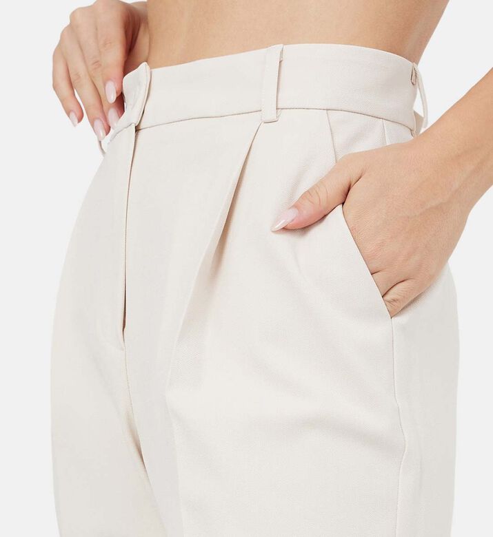 بنطلون مطوي عالي الخصر