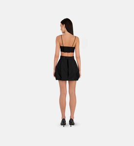 تنورة قصيرة مربعة منفوخة بطيات واسعة