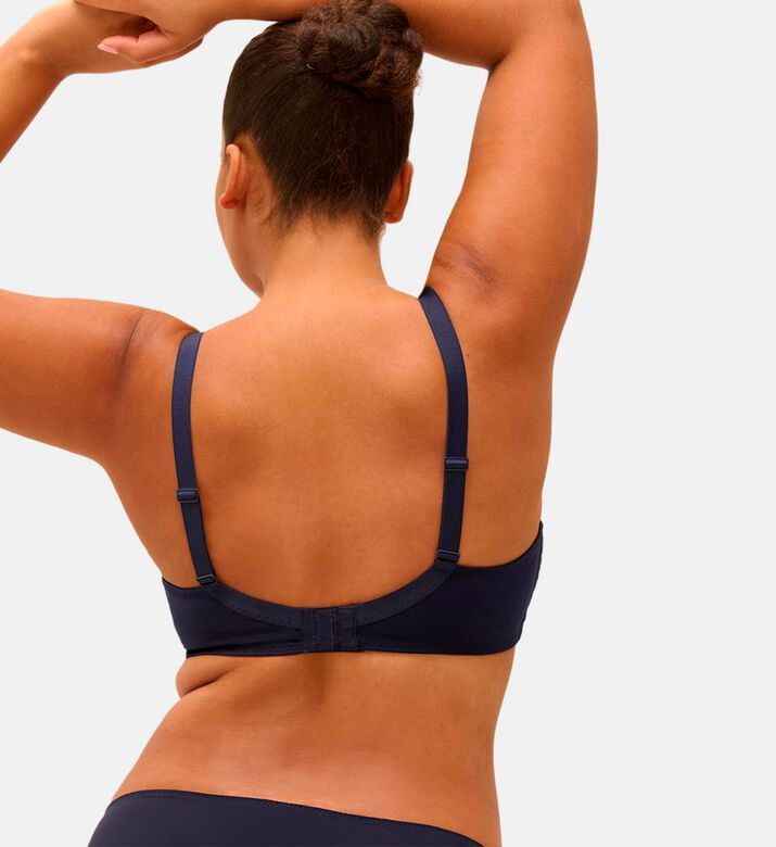 Simone Perele Bra, Model View Simone Perele Bra, Model View