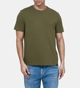 تيشيرت بأكمام قصيرة