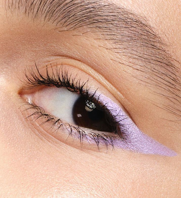 Pradalines Durable Gliding Eye Pencil
