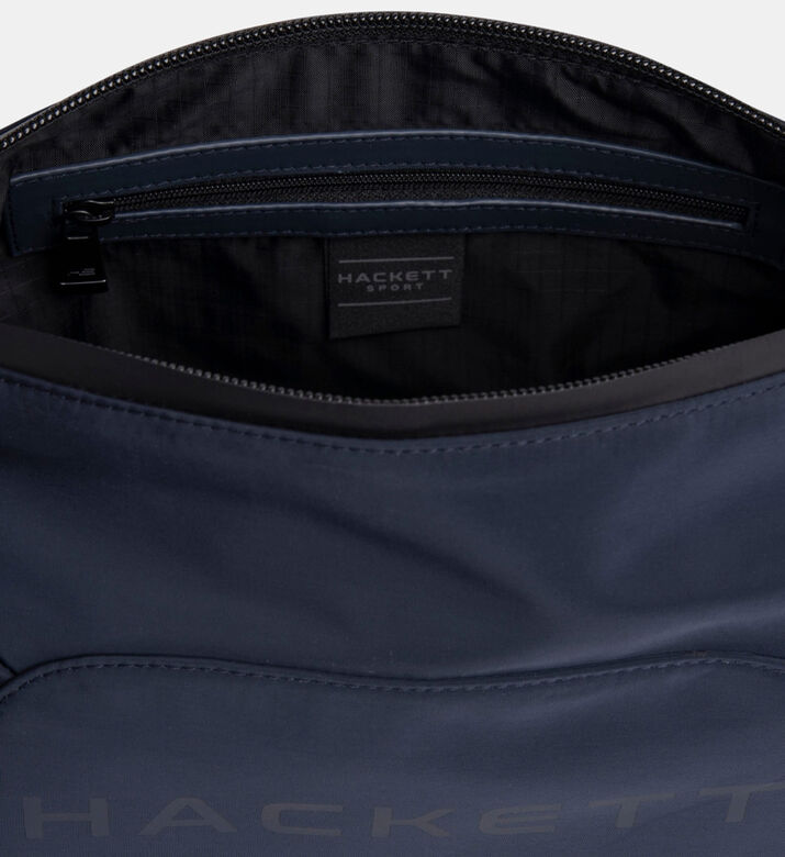 حقيبة مستحضرات رياضية بطبعة شعار بسحاب