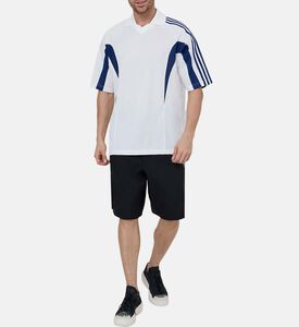 تيشيرت قصير الأكمام بتصميم مخطط