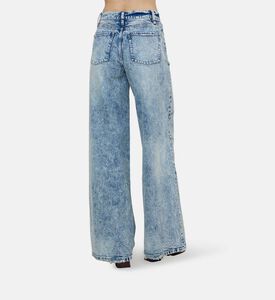 بنطال جينز واسع الساقين