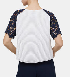 بلوزة مضلعة شيفون مخيط في الأعلى