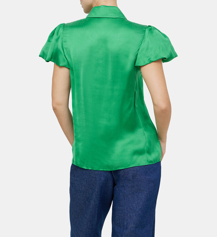 قميص كلارا بأكتاف منتفخة ضيق