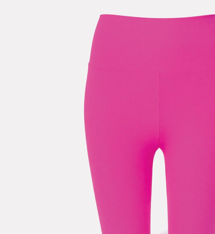 LIVE! Icon Neo Adaptiv Shorts, Packshot View