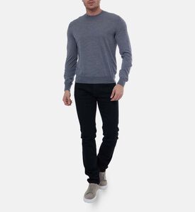 بنطال بجيوب أمامية وساق مستقيمة