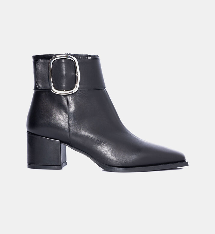 Oversized Buckle Closure Boots