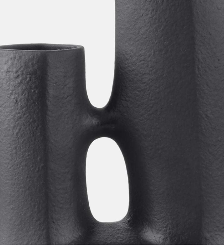 Linked Textured Three Level Vase Linked Textured Three Level Vase