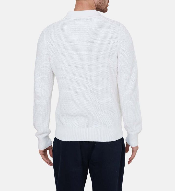 قميص بولو محبوك بدون أزرار