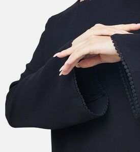 توب كريب تالي ذو مظهر صدفي