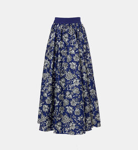 تنورة واسعة مزينة بنقشة أزهار على كاملها