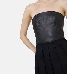 فستان بطيات بدون أكمام