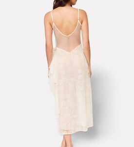 Rya Gown Robe, Model View