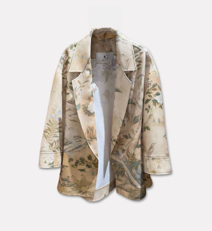 Arad Ghaderian Jack, Packshot View