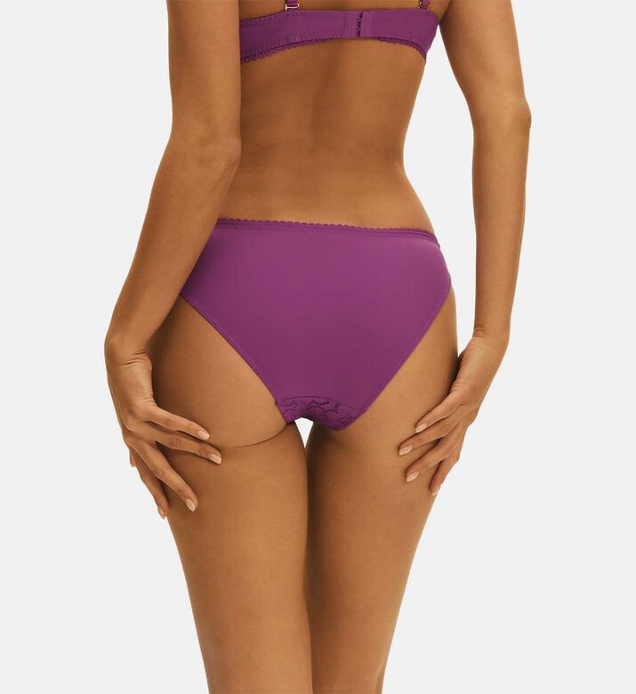 قطعة بيكيني سفلية قصيرة دانتيل فرنسي مزين بأزهار