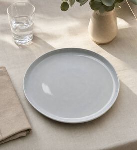 Marco Polo Moments Dinner Plate, Light-grey, 27-cm, Model View