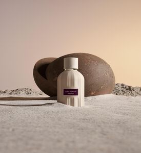 Amouage Remain Essence De Parfum, Packshot View
