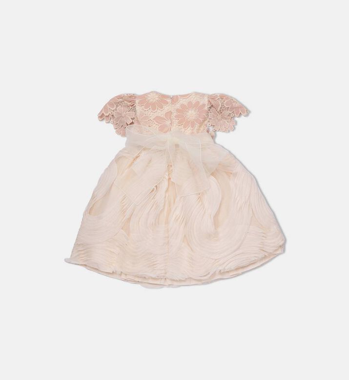 فستان بأكمام قصيرة مطرز بأزهار