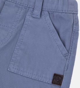 بنطال بقصة عادية وجيوب جانبية