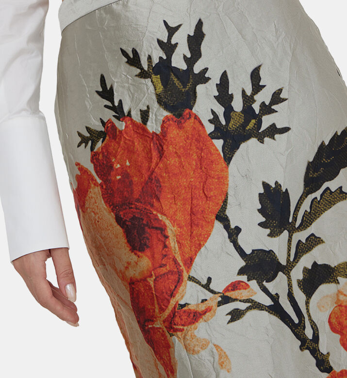 تنورة ميدي ضيقة بطبعة ورود