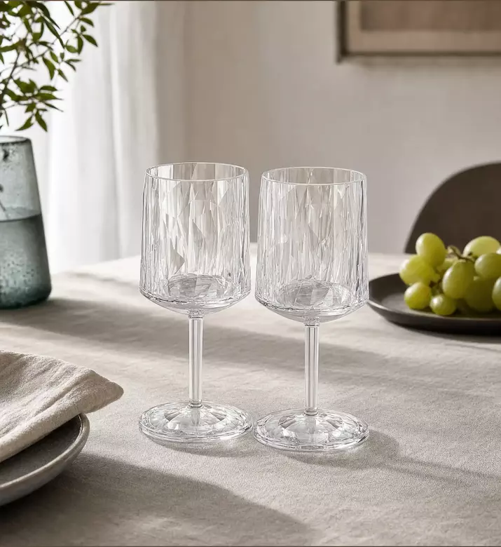 Koziol Geschenk Superglass 2-piece Wine Glass Set, Model View