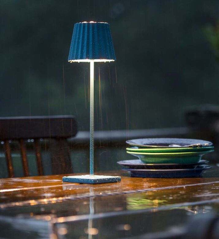 Troll Aluminum Led Table Lamp