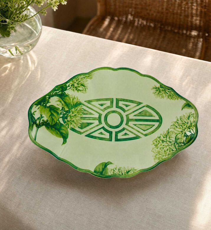 Vista Alegre Bicos Verde Tray, Model View