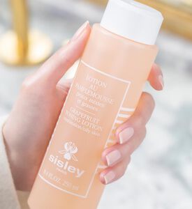 SISLEY Grapefruit Toning Lotion 250 Ml, Packshot View SISLEY Grapefruit Toning Lotion 250 Ml, Packshot View