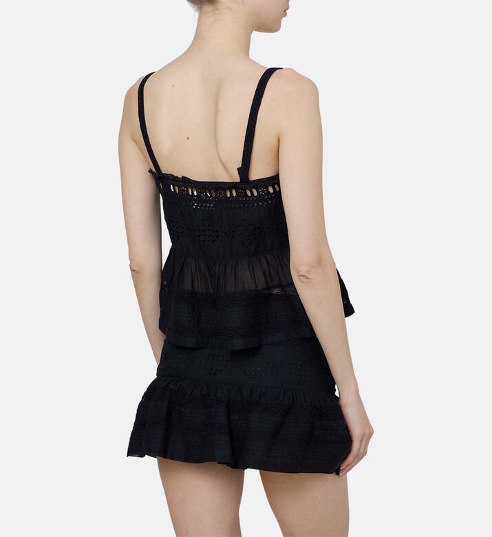 بلوزة بياقة ملتفة حول الرقبة كروشيه بحافة كروشيه