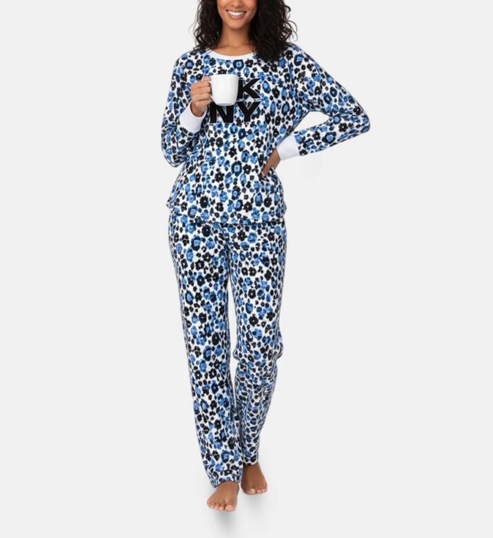 DKNY Set Pj, Model View