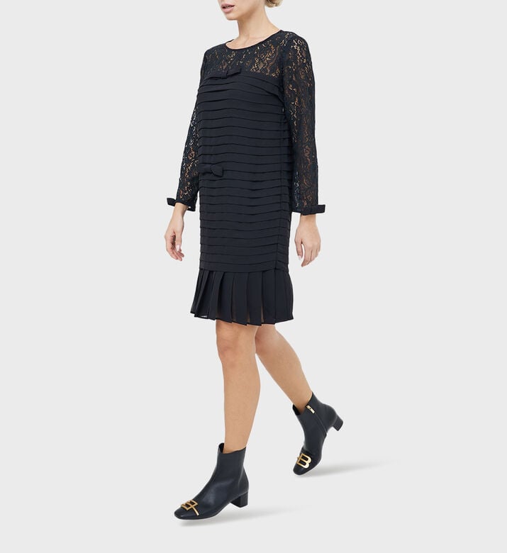 Bow Lace Detailed Dress Bow Lace Detailed Dress