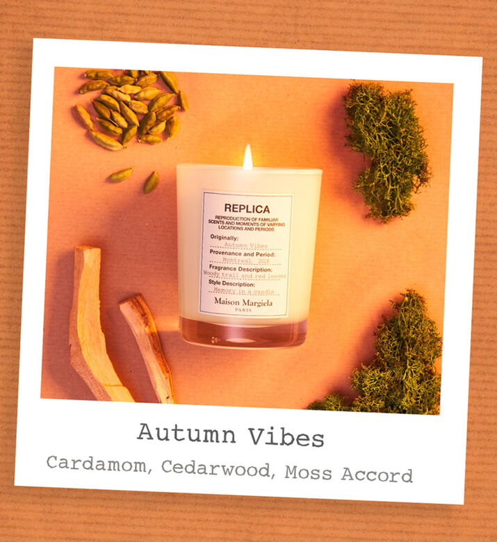 شمعة ريبليكا أتوم فايبس معطرة 165 جم