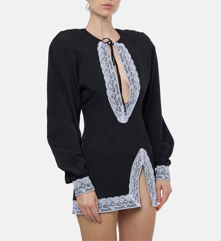 Rowen Rose Dress Raglan, Model View