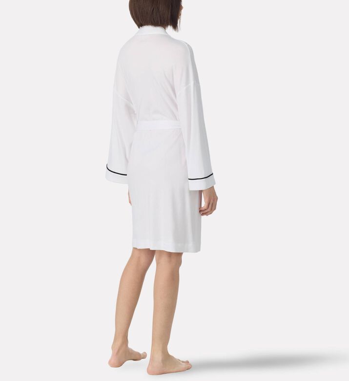 DKNY Robe, Model View