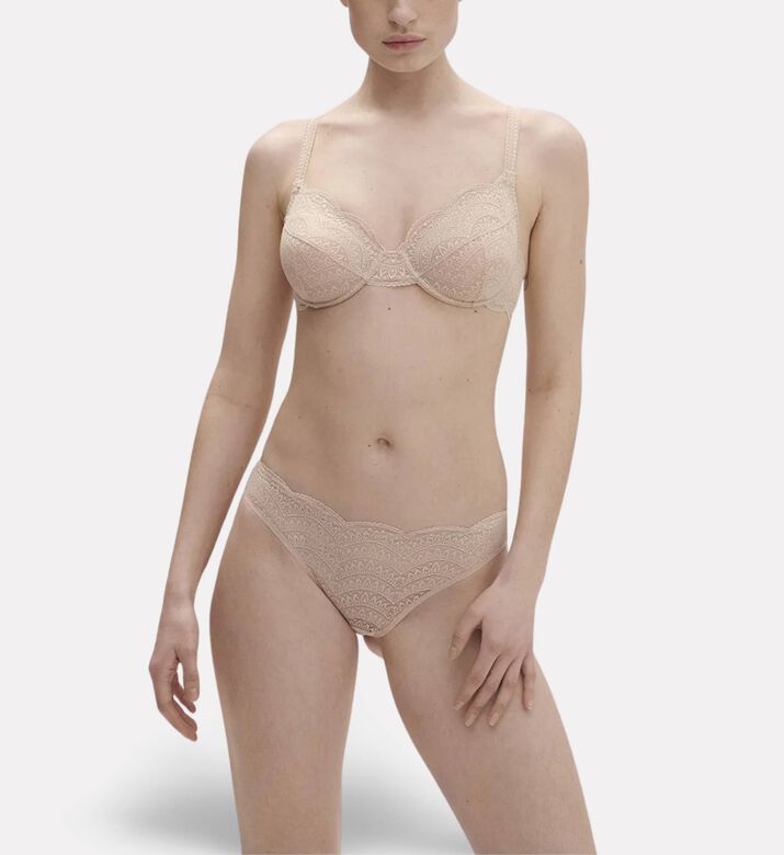 Simone Perele Karma Bikini Briefs, Model View