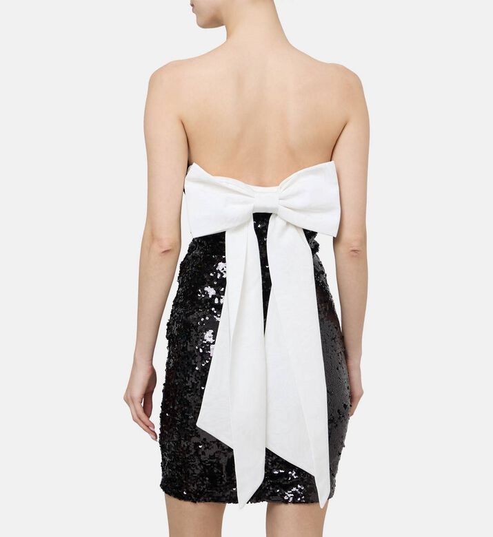 فستان قصير مزين بترتر