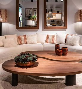 طاولة قهوة هاري من خشب جوز طبيعي