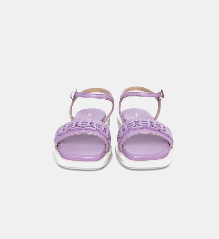 صندل بإبزيم إغلاق